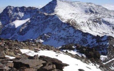 La Escuela de Turismo de la Diputación fomenta el estudio del entorno geológico de Granada