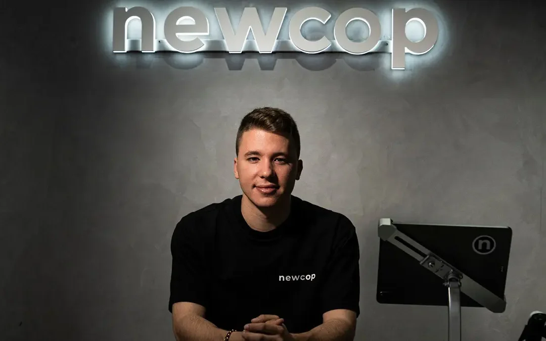 Con 24 años, este joven emprendedor vende 30.000 zapatillas y factura siete millones de euros al año