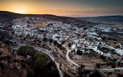 Estos pueblos de Granada están listos para recibir nuevos vecinos gracias a este “Booking rural”